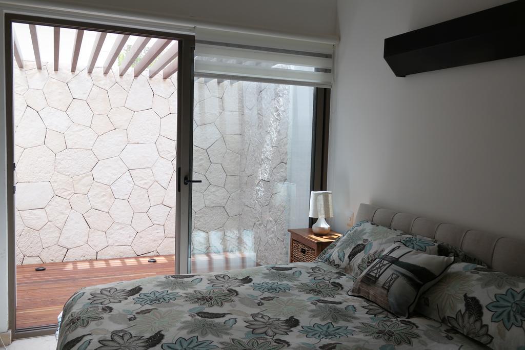 Bahia Principe Vacation Rentals - Quetzal - One-Bedroom Apartments Chacalal Room photo